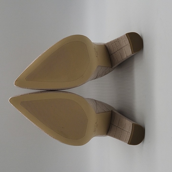 Marc Fisher Garliss Ankle Boots Size 11 NWT - Picture 7 of 9